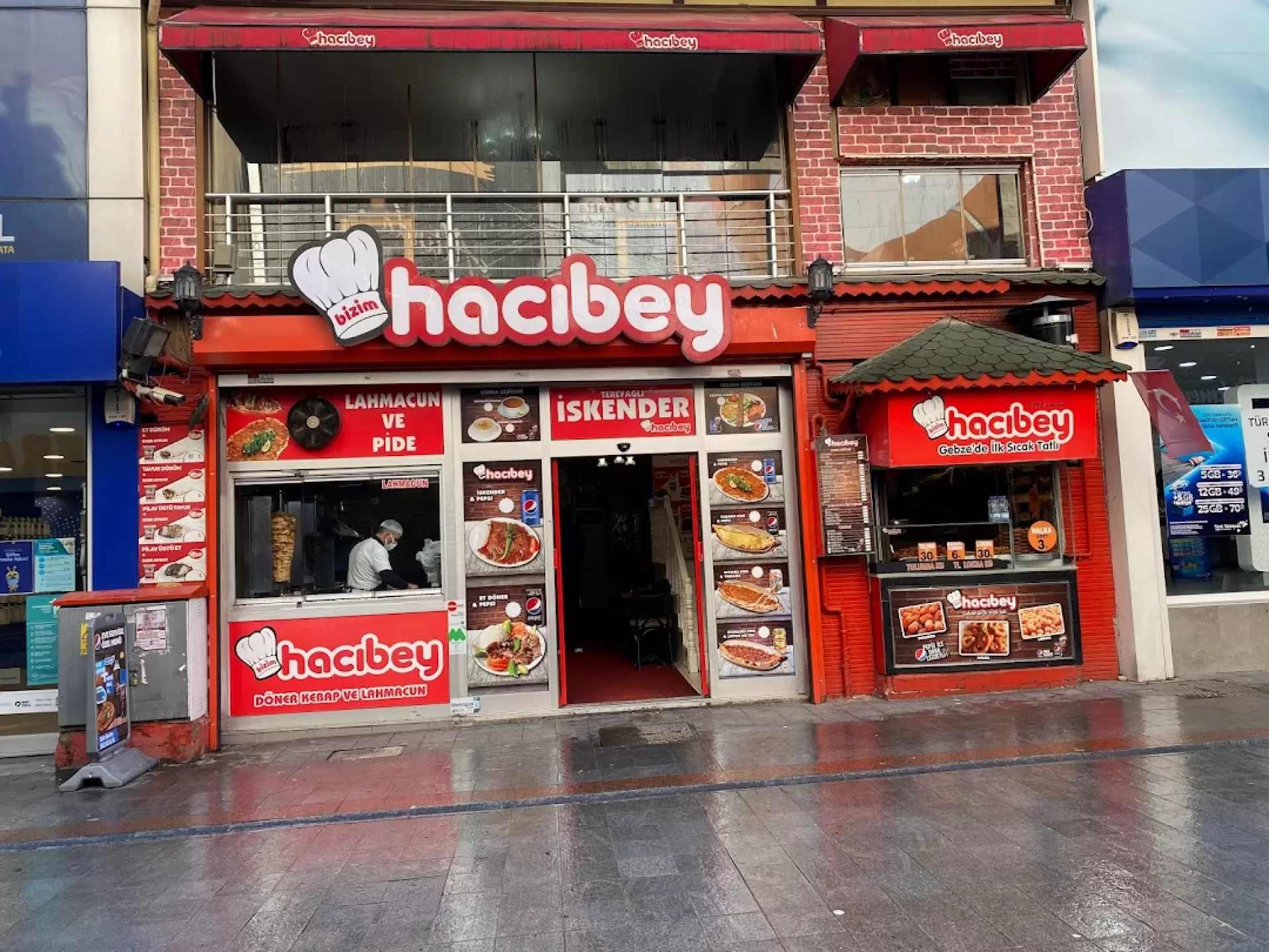 Bizim Hacıbey Restaurant — lezzetli yemekler
